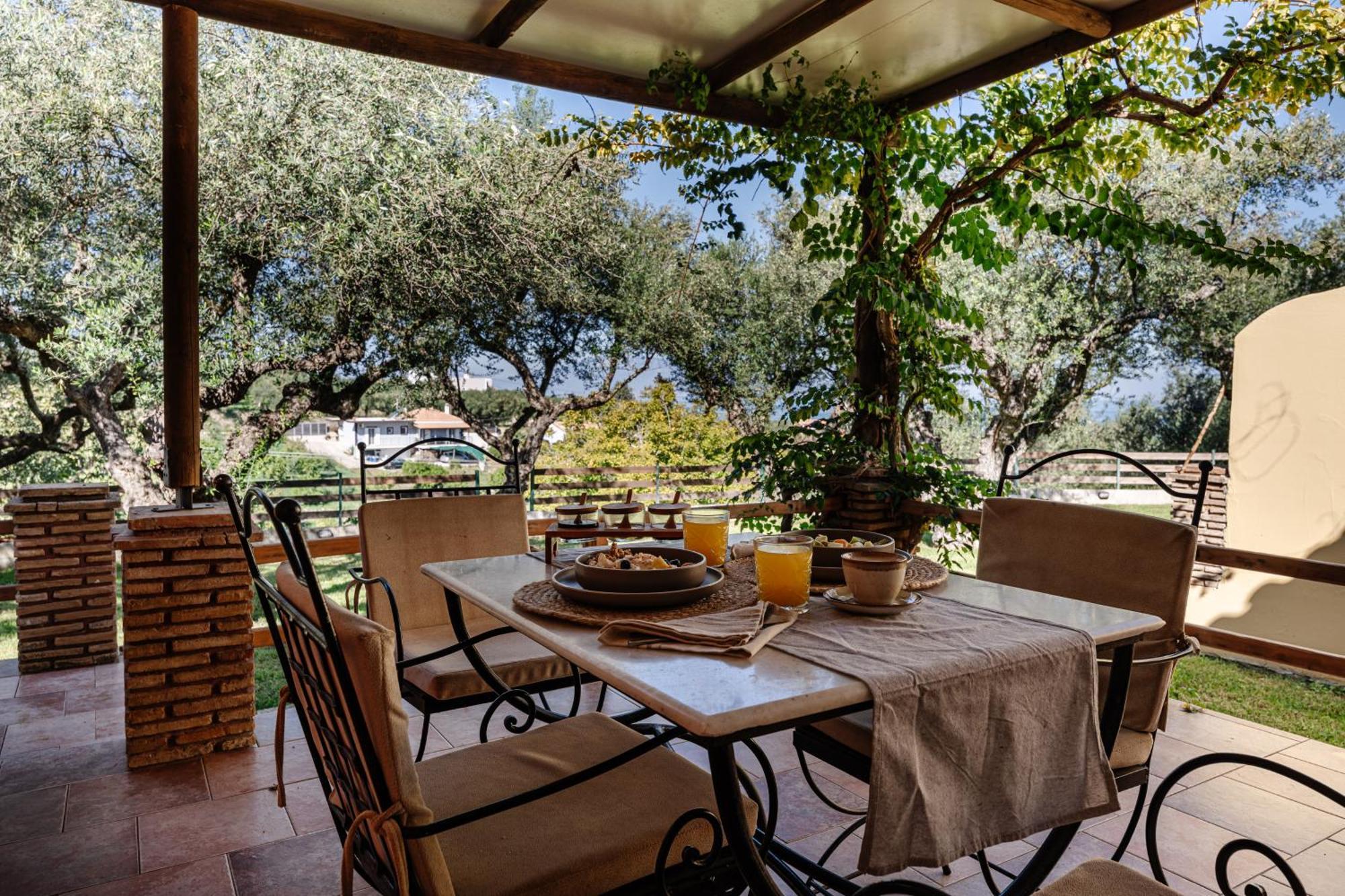 Ilyessa Cottages Méson Yerakaríon Extérieur photo
